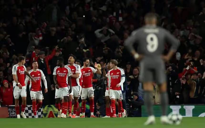 包含阿森纳后卫受伤离场,影响球队防守的词条 包含阿森纳后卫受伤离场,影响球队防守的词条