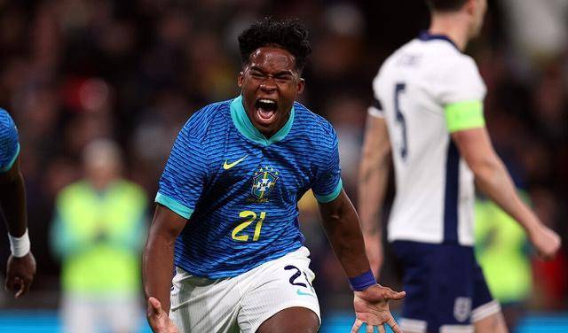 巴西球员在国际比赛中表现出色