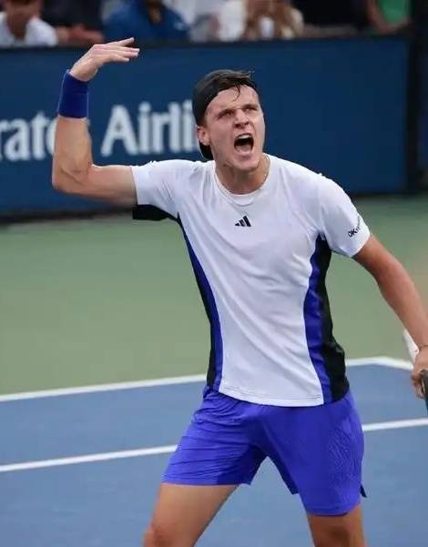 捷克代表队表现出色备战争夺冠军的简单介绍