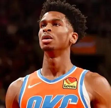 球员合同谈判陷入僵局引发舆论