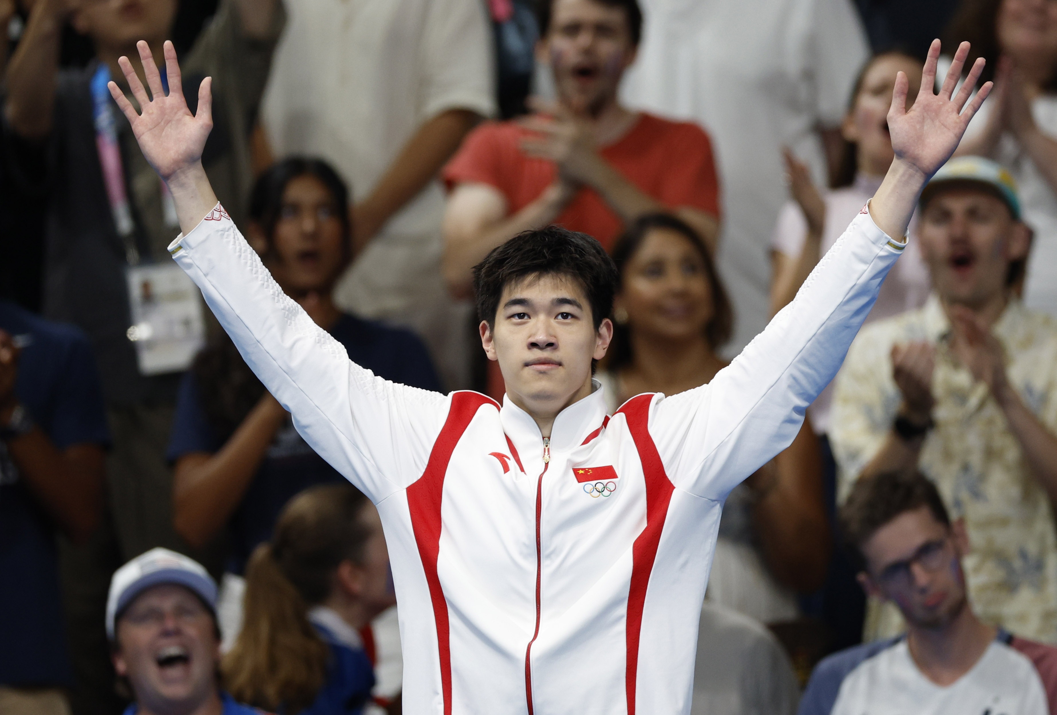 开云体育app-运动员实力抢眼，刷新纪录再次夺金