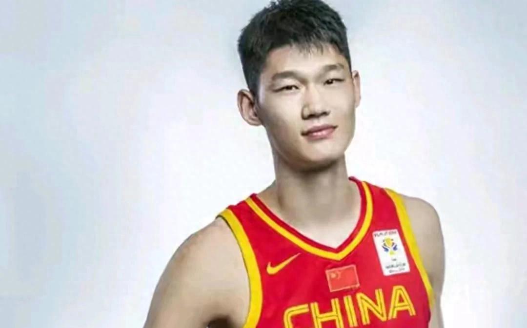 篮球青年选手荣膺最具潜力球员，为国家队留希望的简单介绍