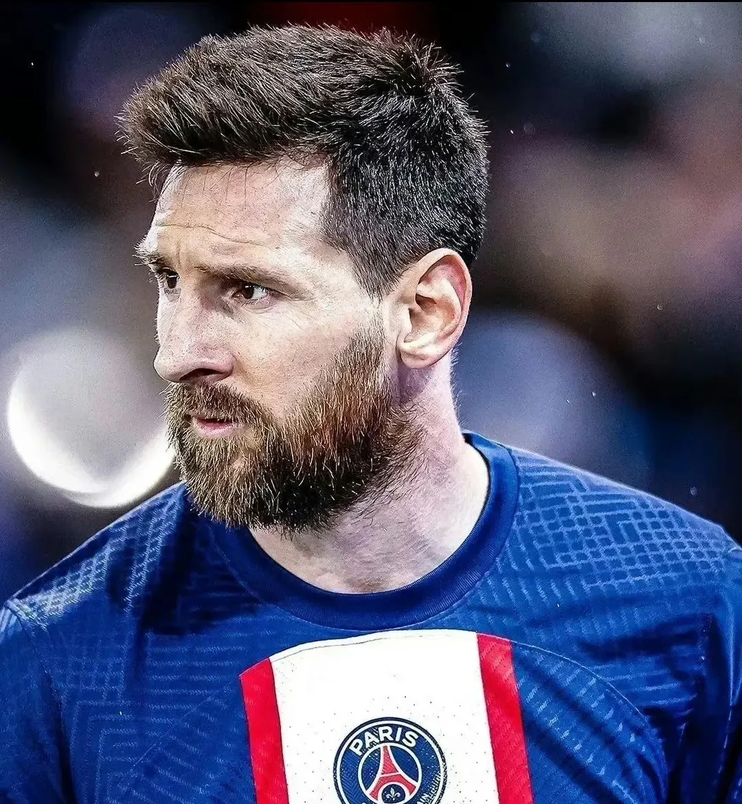 梅西再展神技，巴黎之旅或是未知