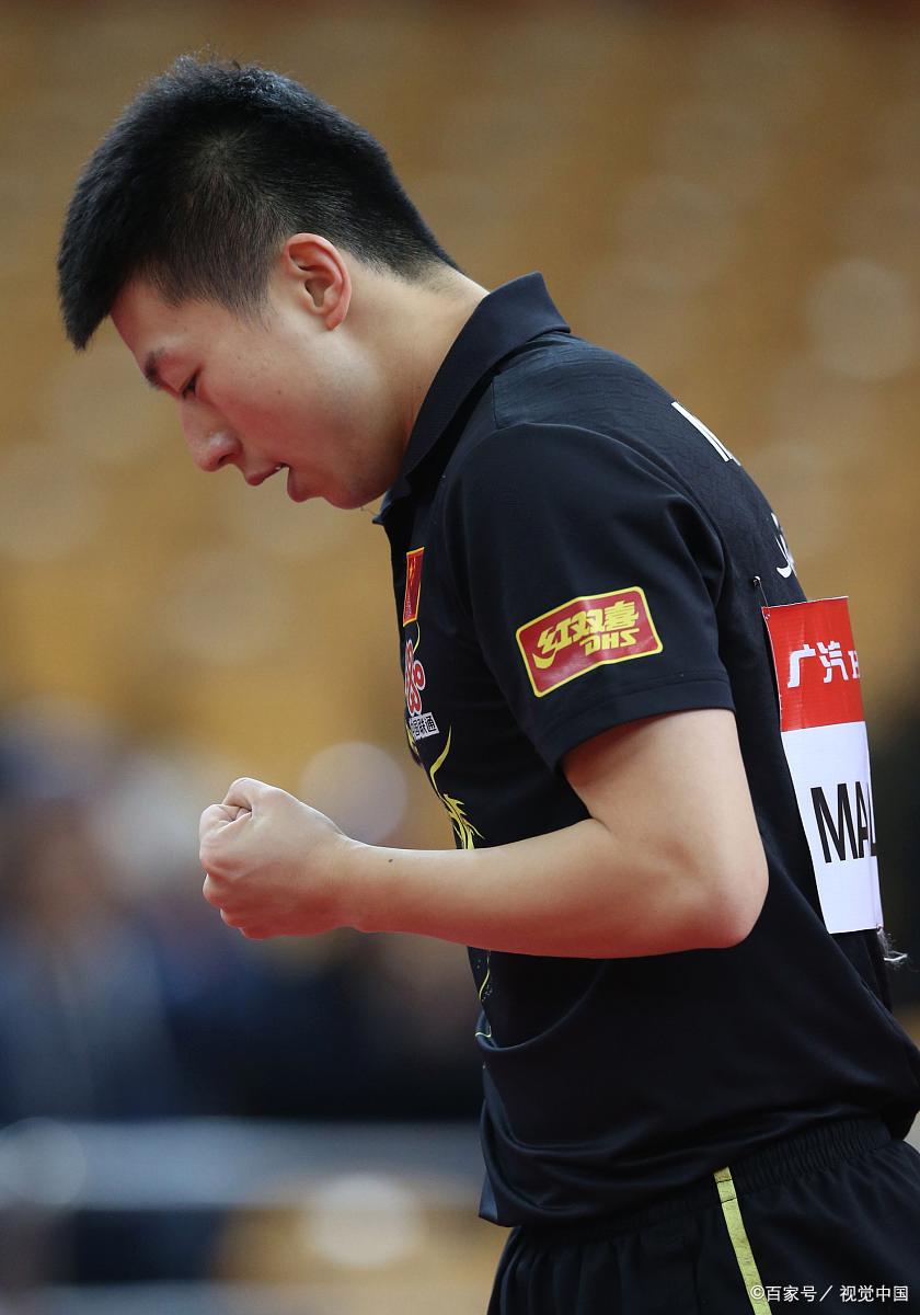 开云体育登录入口-赛场上球员技艺精湛，令人赞叹连连