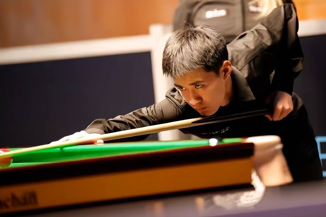 汉堡SV严阵以待，争夺保级名额