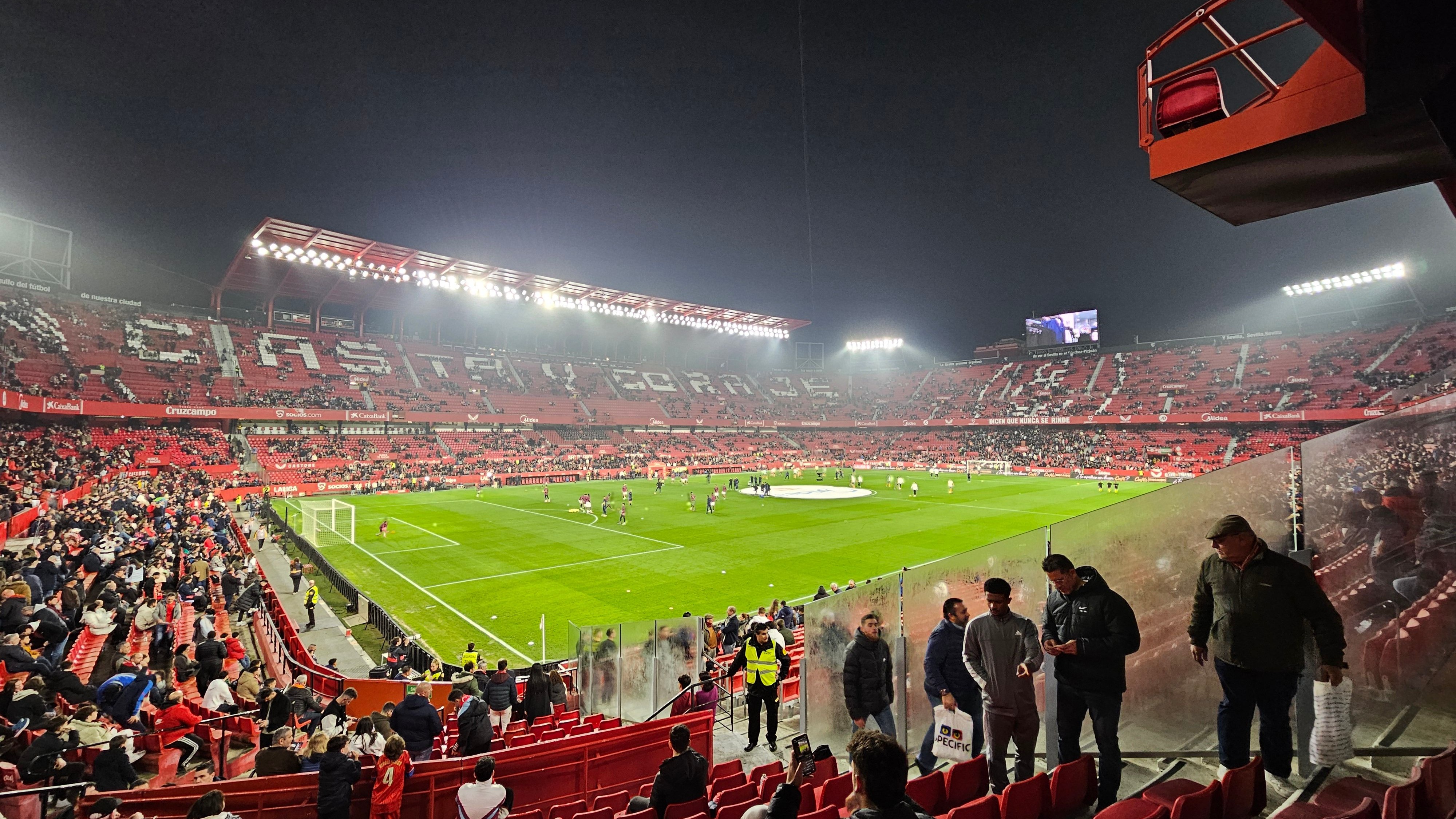 开云体育官网-塞维利亚逆转战胜瓦伦西亚，积分榜上升的简单介绍