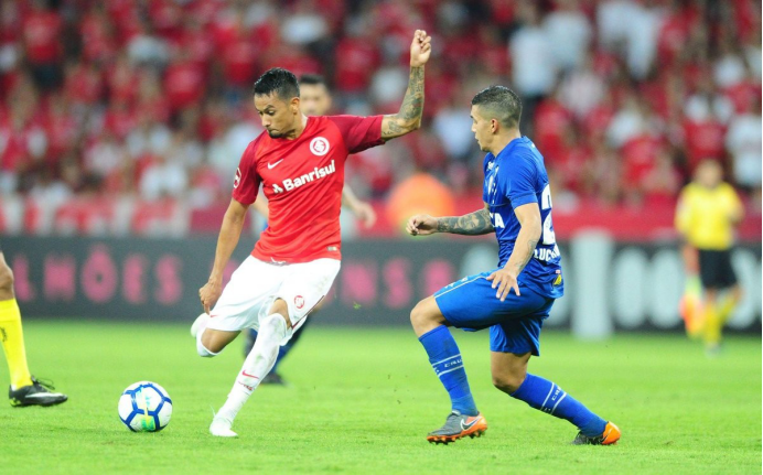 战意昭昭！球队决战场上，誓取胜利的简单介绍