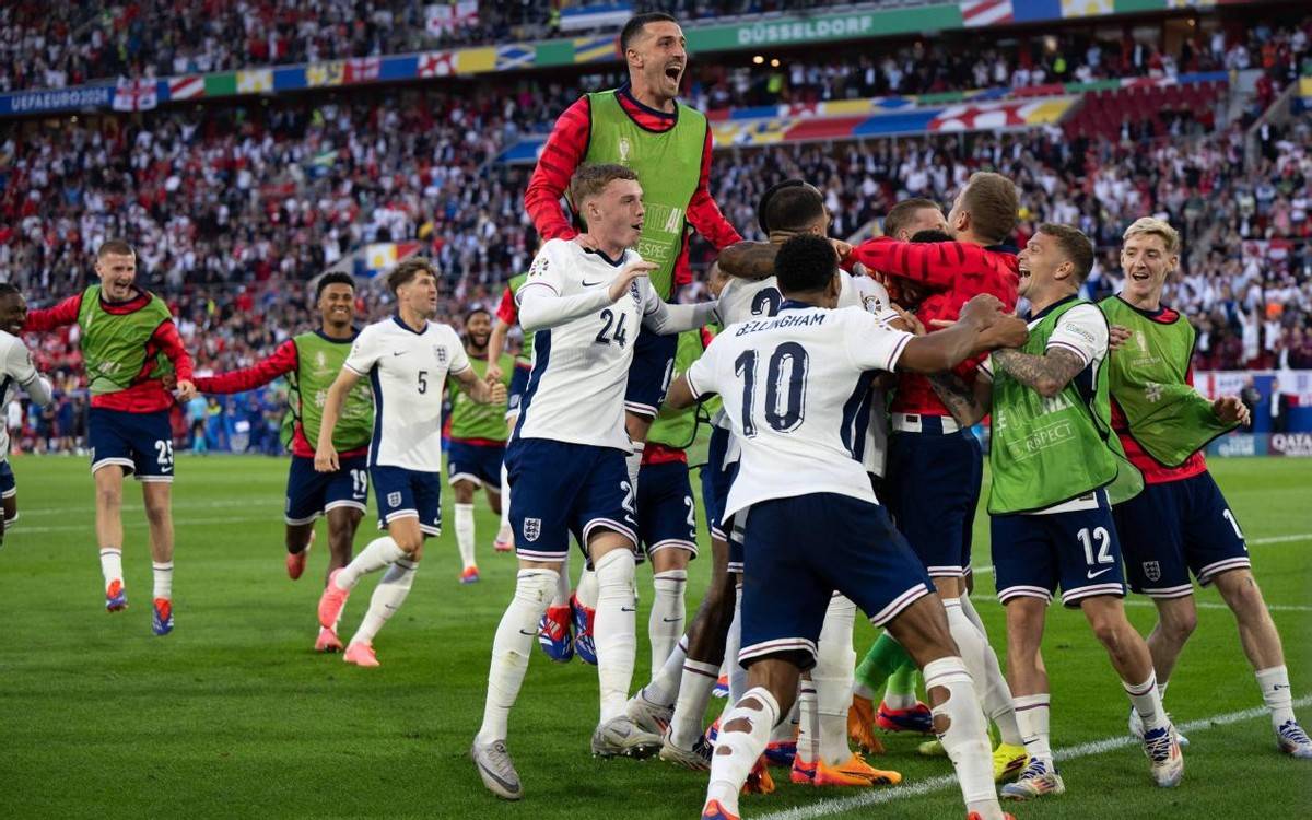 开云体育登录入口-英格兰实力碾压罗马尼亚，挺进八强的简单介绍