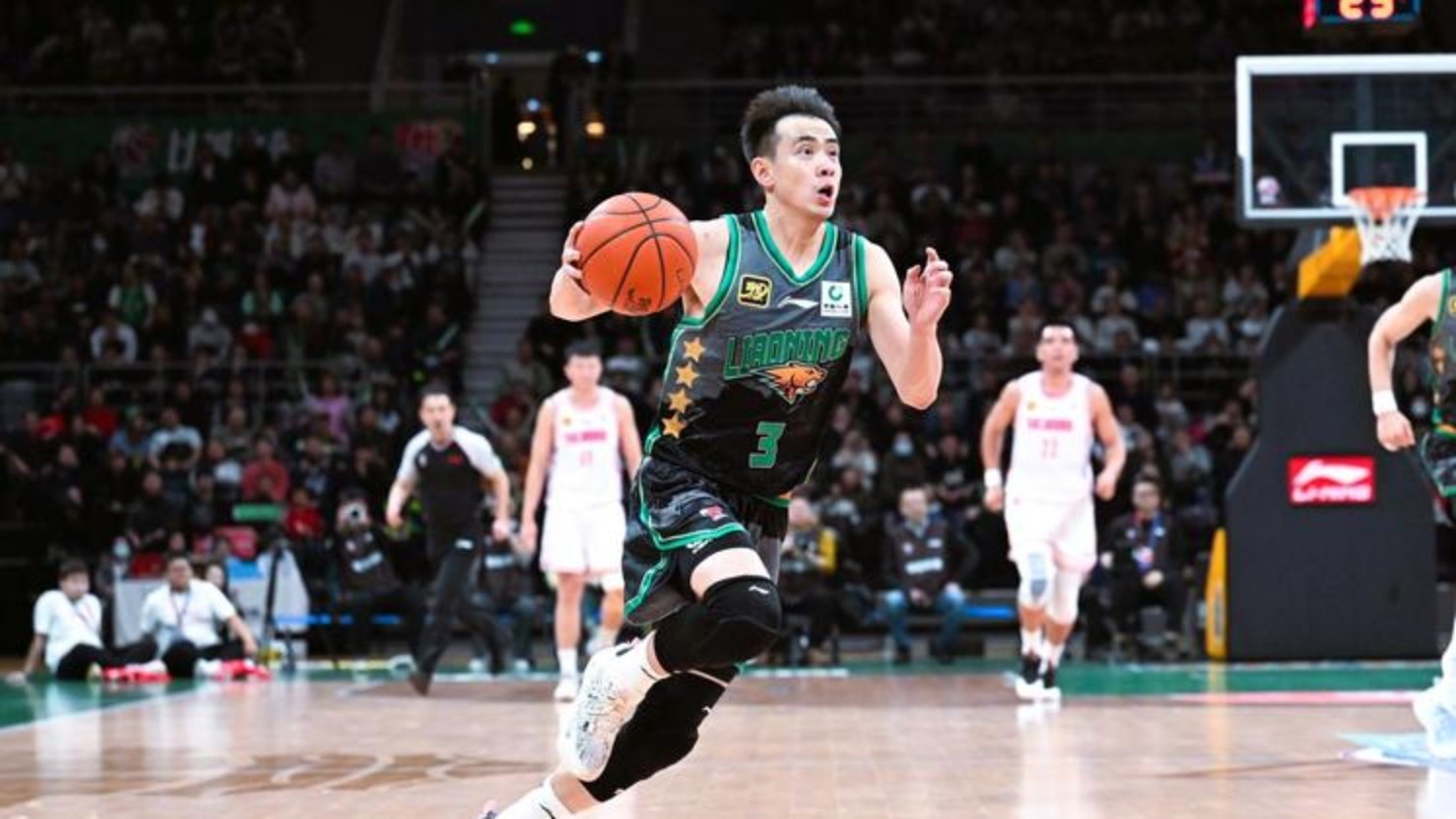 开云体育登录入口-辽宁男篮在比赛中奋力拼搏，终于获得胜利