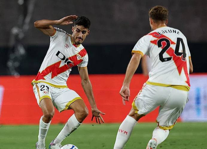 阿尔梅里亚客场对撞塞尔塔，沉浸不辱的简单介绍