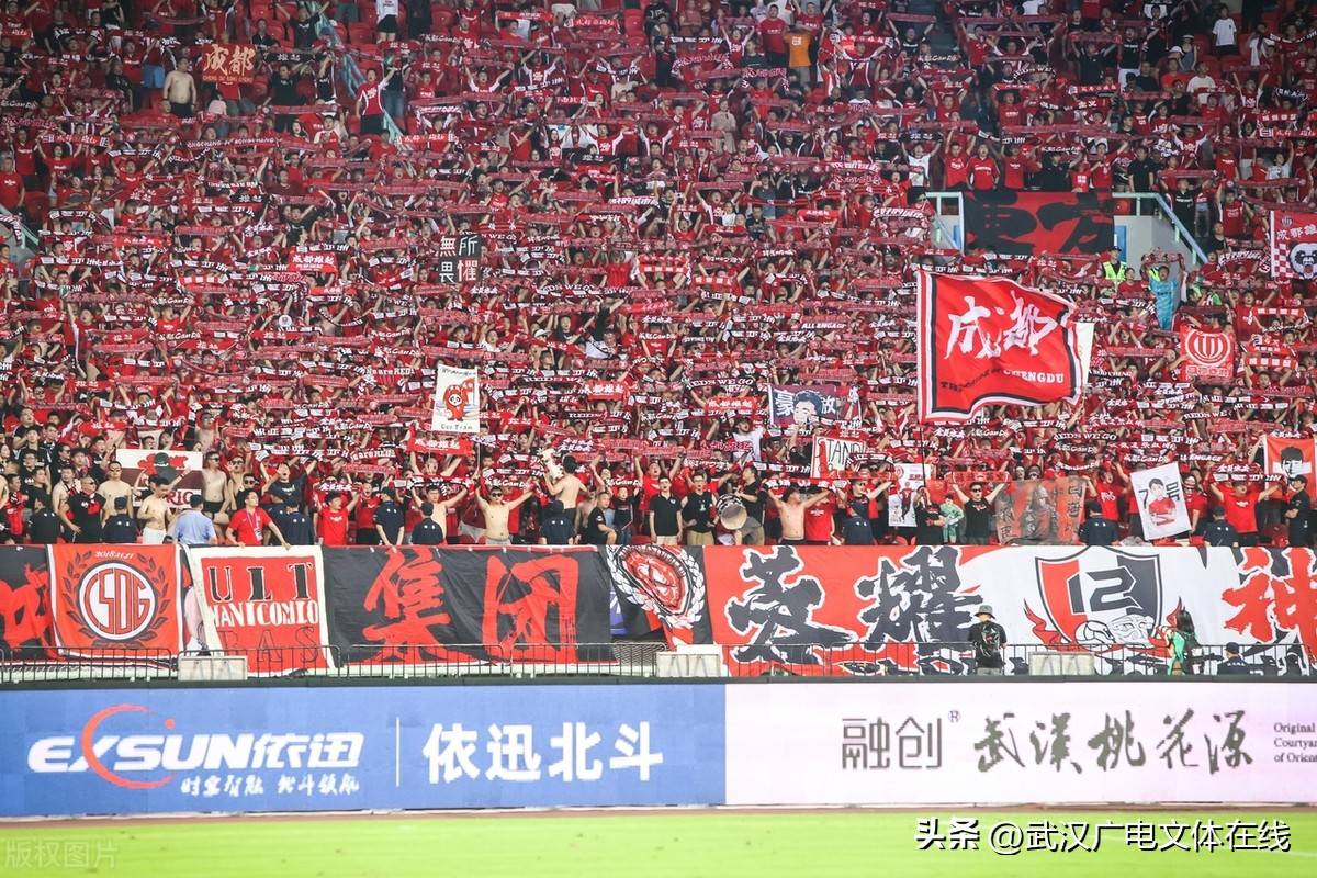 武汉三镇胜出！武汉FC:战胜深圳佳兆业的简单介绍