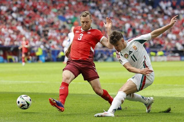 开云体育官网-波尔多客场战胜强敌，提升排名