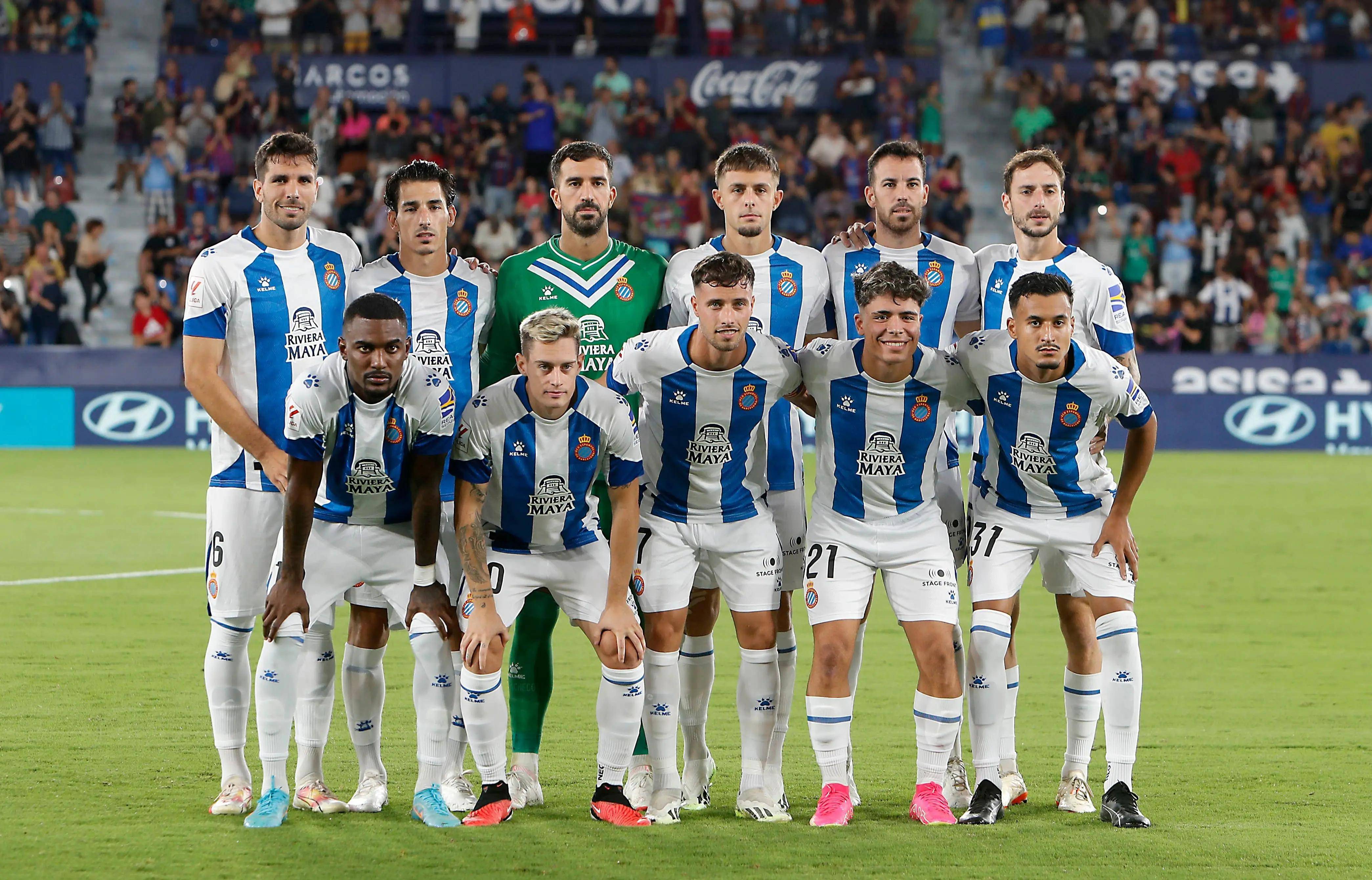 西甲胜负预测激烈，巴塞罗那和皇家马德里竞争激烈