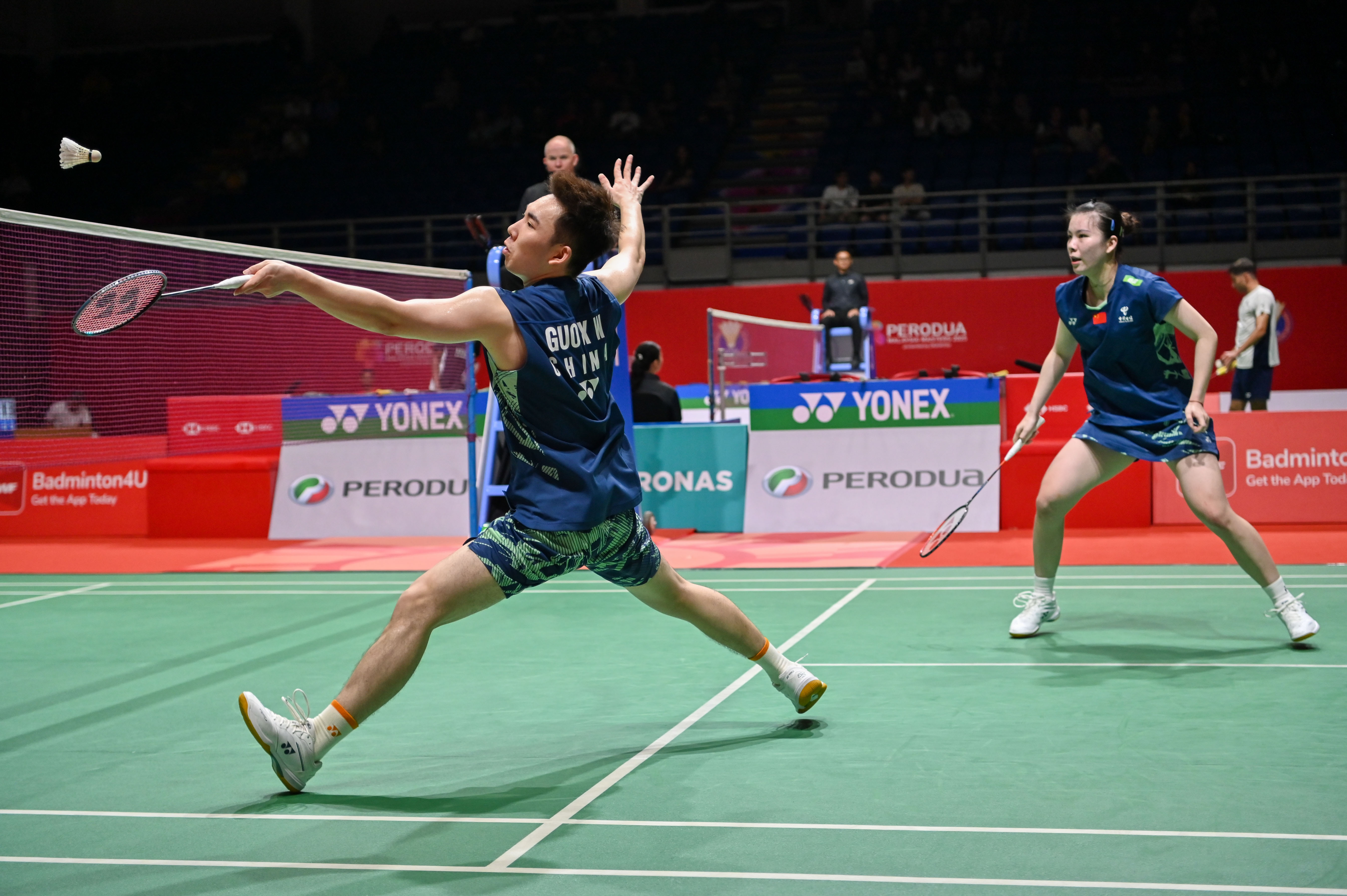 开云体育入口-马来西亚青年球员在地区比赛中展现实力