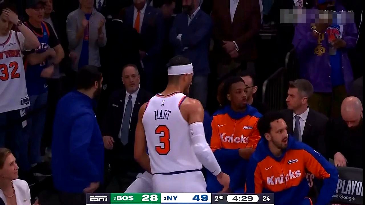 开云体育app下载-猛龙惨败尼克斯，绝地反击失败